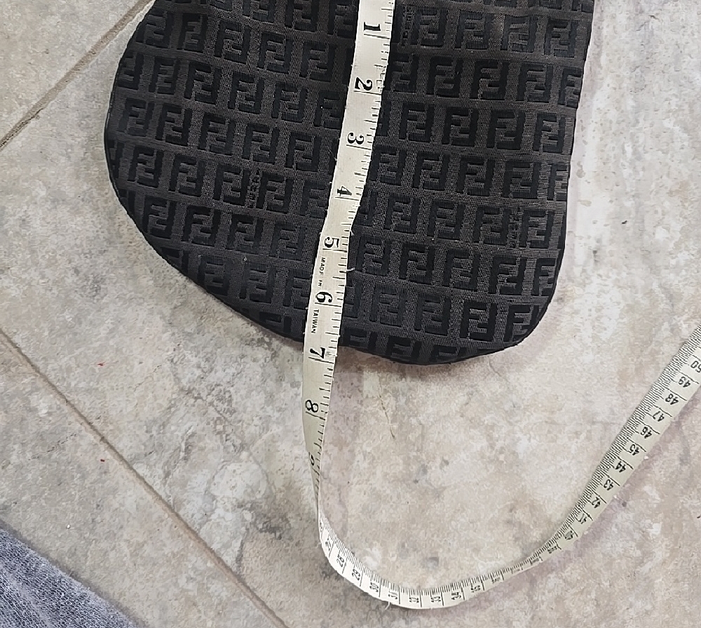 Fendi Black Monogram Shoulder Bag - Picture 9 of 10